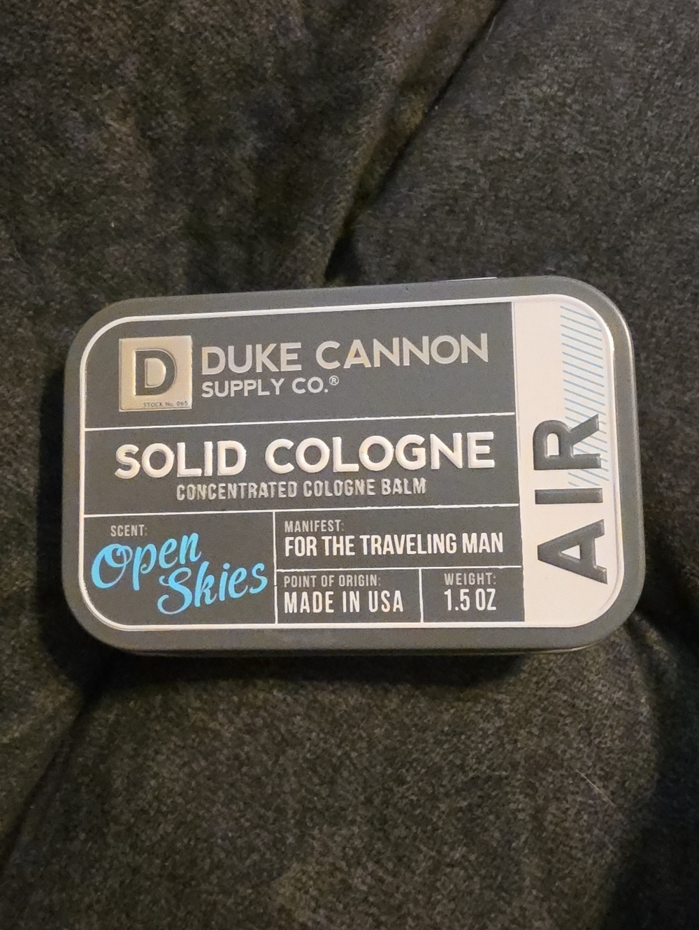 DUKE CANNON solid Calogne! New In Tin! 1.5 Oz